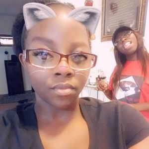 Meet your Posher, Vincenta